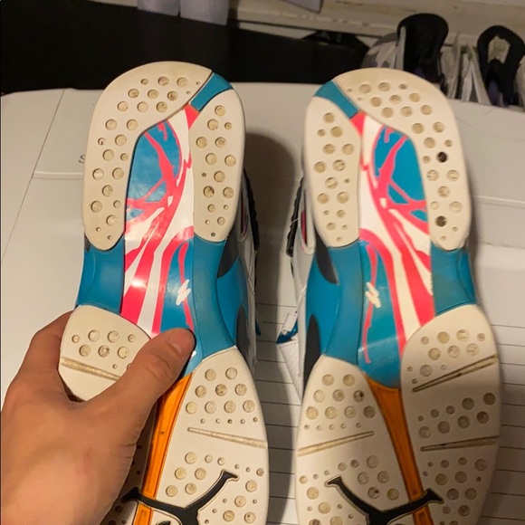 Jordan’s - Picture 6 of 6